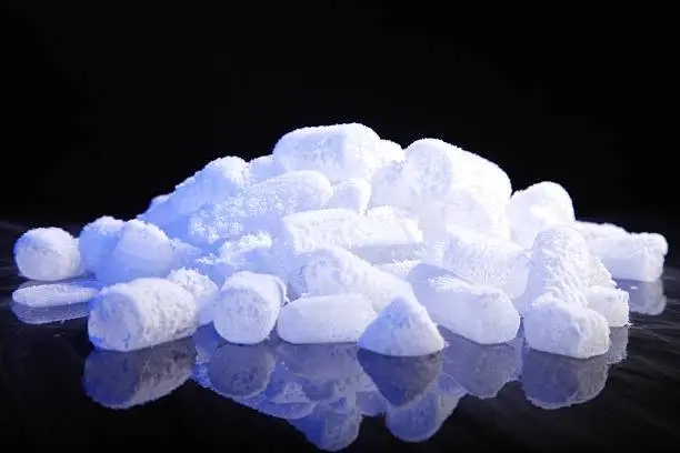 演出舞台最好使用食用干冰,定海路干冰多少钱一斤